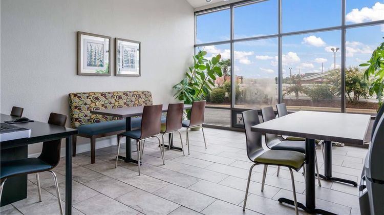 Quality Inn Greenville Lobby