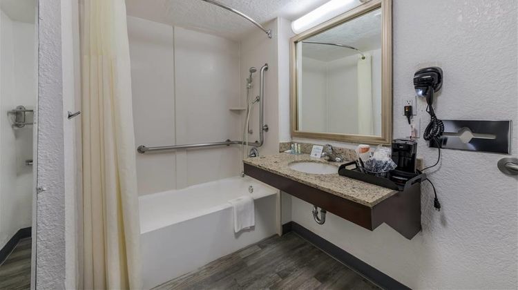 Quality Inn Room