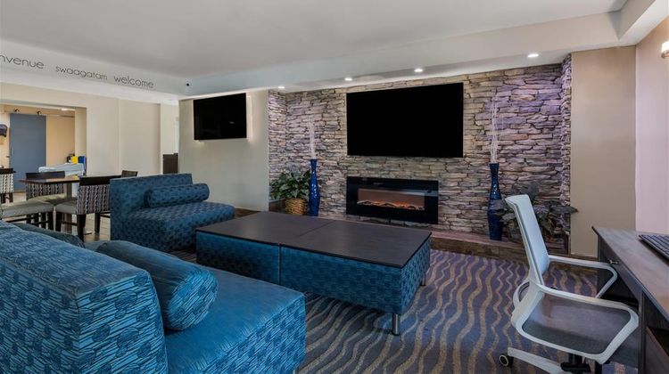 Quality Inn Lobby
