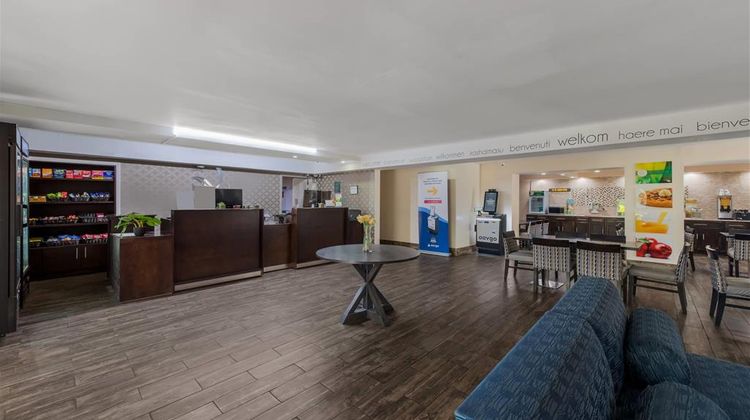 Quality Inn Lobby
