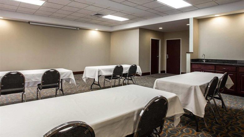 <b>Comfort Inn Meeting</b>. Images powered by <a href="https://iceportal.shijigroup.com/" title="IcePortal" target="_blank">IcePortal</a>.