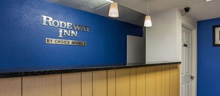 Rodeway Inn Charlotte North End Lobby