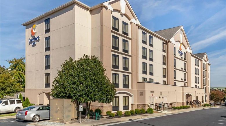 <b>Comfort Inn Exterior</b>. Images powered by <a href="https://iceportal.shijigroup.com/" title="IcePortal" target="_blank">IcePortal</a>.