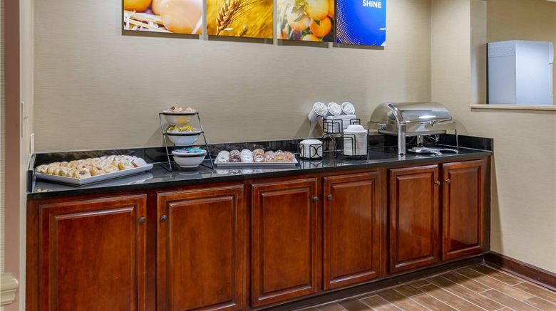 <b>Comfort Inn Restaurant</b>. Images powered by <a href="https://iceportal.shijigroup.com/" title="IcePortal" target="_blank">IcePortal</a>.