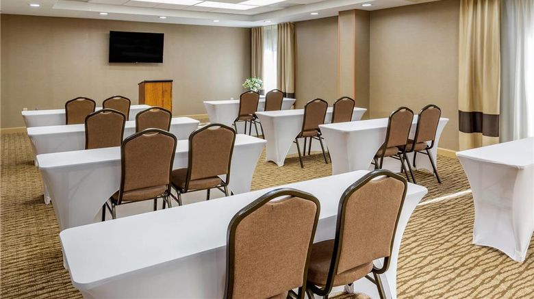 <b>Comfort Inn Meeting</b>. Images powered by <a href="https://iceportal.shijigroup.com/" title="IcePortal" target="_blank">IcePortal</a>.