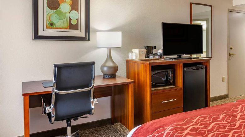 <b>Comfort Inn Room</b>. Images powered by <a href="https://iceportal.shijigroup.com/" title="IcePortal" target="_blank">IcePortal</a>.