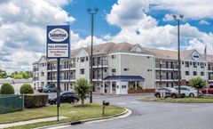 Suburban Studios Charlotte - Ballantyne