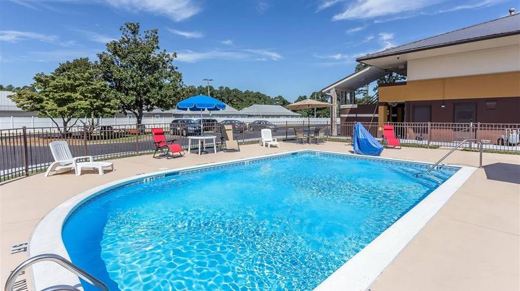 Quality Inn Aberdeen Pool