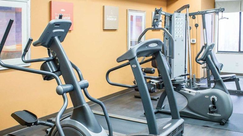 <b>Comfort Suites Health</b>. Images powered by <a href="https://iceportal.shijigroup.com/" title="IcePortal" target="_blank">IcePortal</a>.