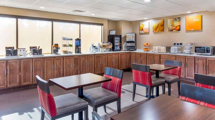 Comfort Suites Wilson I-95 Restaurant