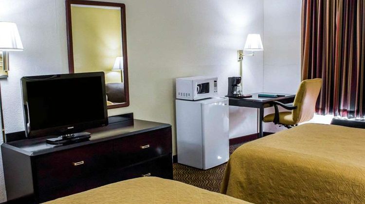 Quality Inn Rocky Mount Room