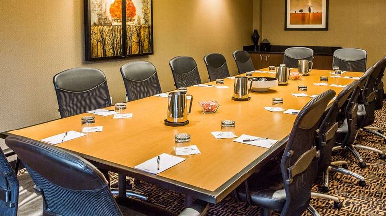<b>Cambria Hotel Raleigh-Durham Airport Meeting</b>. Images powered by <a href="https://iceportal.shijigroup.com/" title="IcePortal" target="_blank">IcePortal</a>.