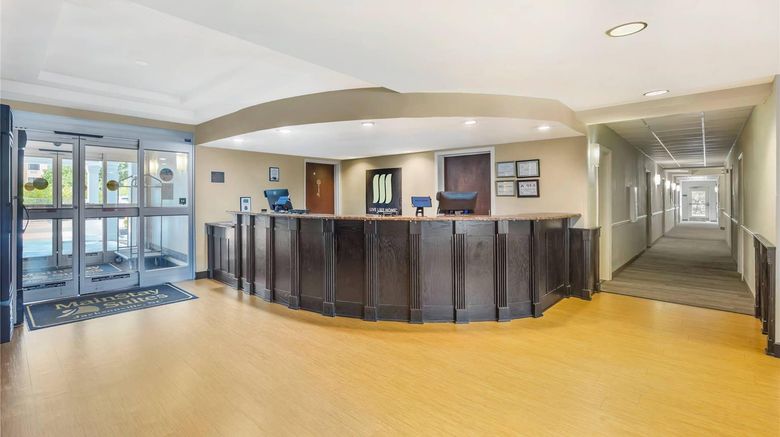<b>MainStay Suites Camp Lejeune Lobby</b>. Images powered by <a href="https://iceportal.shijigroup.com/" title="IcePortal" target="_blank">IcePortal</a>.