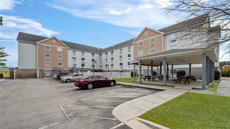 <b>Suburban Studios Near Camp Lejeune Exterior</b>. Images powered by <a href="https://iceportal.shijigroup.com/" title="IcePortal" target="_blank">IcePortal</a>.