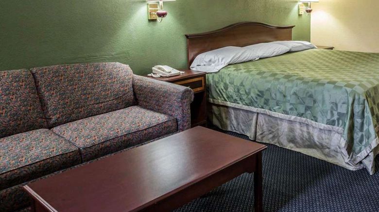 <b>Rodeway Inn & Suites Room</b>. Images powered by <a href="https://iceportal.shijigroup.com/" title="IcePortal" target="_blank">IcePortal</a>.