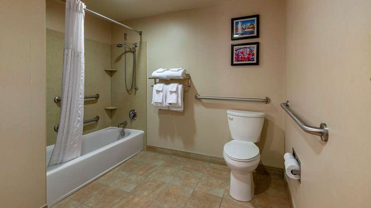 Comfort Suites Lake Norman  Huntersville Room