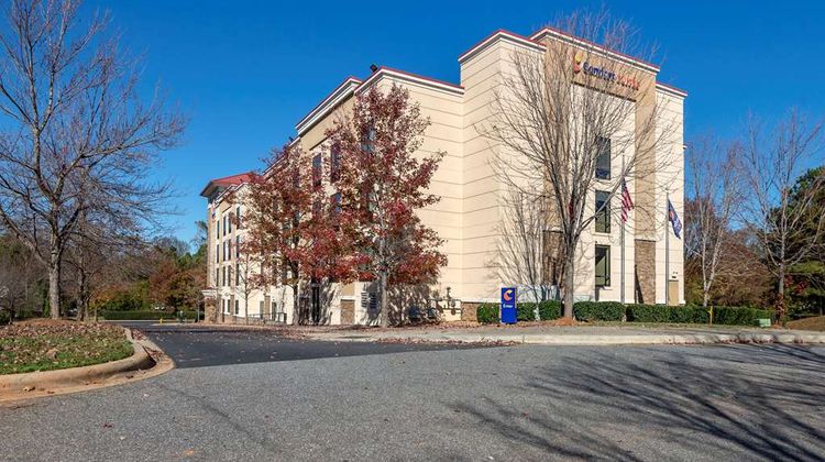 Comfort Suites Lake Norman  Huntersville Exterior