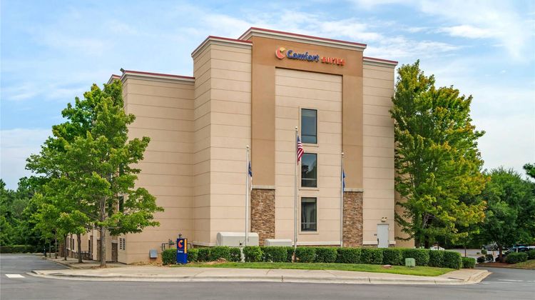Comfort Suites Lake Norman  Huntersville Exterior