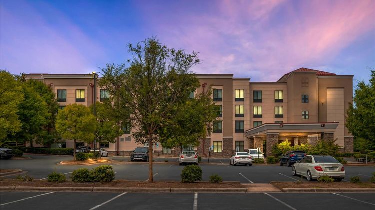 Comfort Suites Lake Norman  Huntersville Exterior