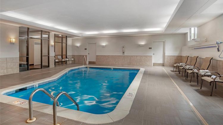 Comfort Suites Lake Norman  Huntersville Pool