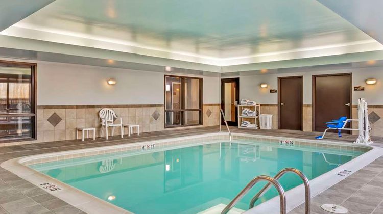 Comfort Suites Pool