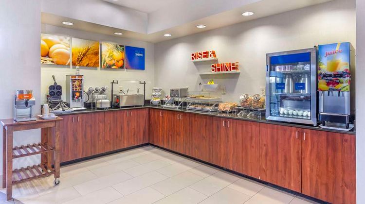 Comfort Suites Restaurant