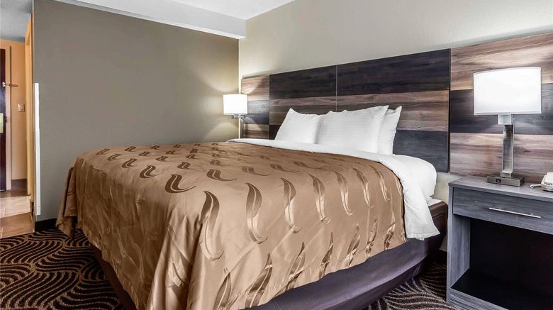 <b>Quality Inn Salisbury Room</b>. Images powered by <a href="https://iceportal.shijigroup.com/" title="IcePortal" target="_blank">IcePortal</a>.