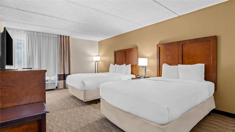 <b>Comfort Inn & Suites Oxford Room</b>. Images powered by <a href="https://iceportal.shijigroup.com/" title="IcePortal" target="_blank">IcePortal</a>.