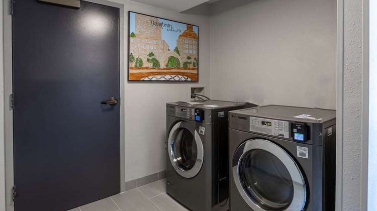 Rodeway Inn & Suites at Biltmore Square Other
