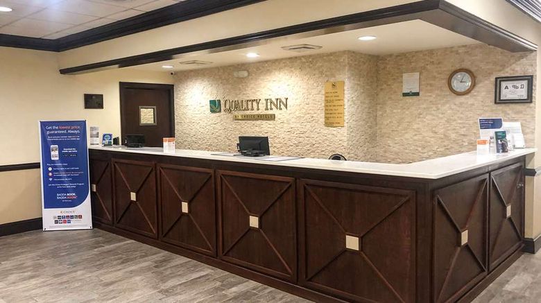 <b>Quality Inn Morganton Southeast Lobby</b>. Images powered by <a href="https://iceportal.shijigroup.com/" title="IcePortal" target="_blank">IcePortal</a>.