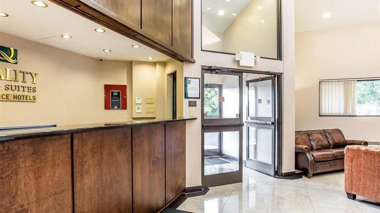 <b>Quality Inn & Suites Greensboro Lobby</b>. Images powered by <a href="https://iceportal.shijigroup.com/" title="IcePortal" target="_blank">IcePortal</a>.