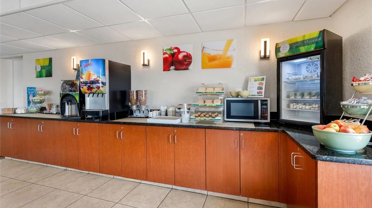 Quality Inn Battleboro - Rocky Mount Restaurant