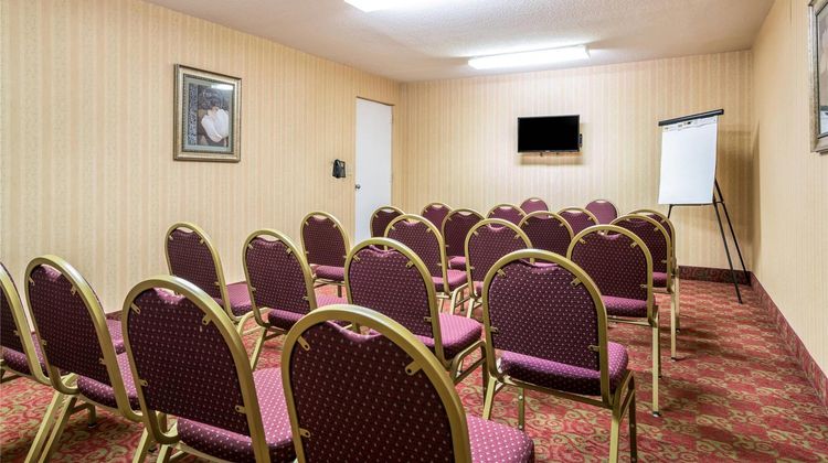 Quality Inn Battleboro - Rocky Mount Meeting