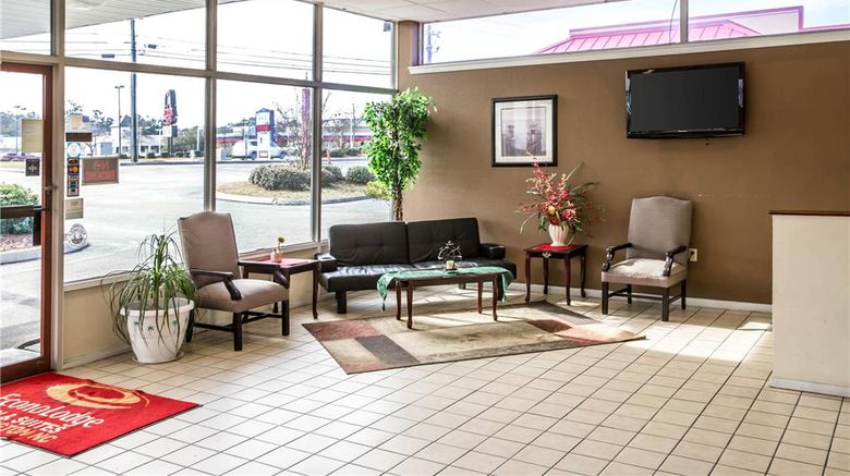 <b>Rodeway Inn & Suites Wilmington Lobby</b>. Images powered by <a href="https://iceportal.shijigroup.com/" title="IcePortal" target="_blank">IcePortal</a>.
