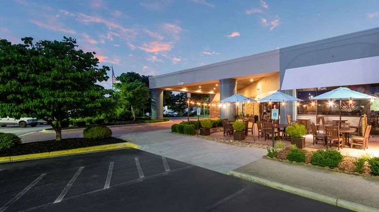 <b>Clarion Inn Airport Exterior</b>. Images powered by <a href="https://iceportal.shijigroup.com/" title="IcePortal" target="_blank">IcePortal</a>.