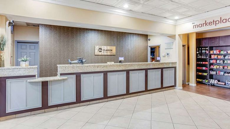 <b>Clarion Inn Airport Lobby</b>. Images powered by <a href="https://iceportal.shijigroup.com/" title="IcePortal" target="_blank">IcePortal</a>.