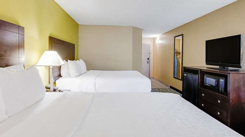 <b>Clarion Inn Airport Room</b>. Images powered by <a href="https://iceportal.shijigroup.com/" title="IcePortal" target="_blank">IcePortal</a>.