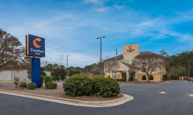 Comfort Inn Exterior