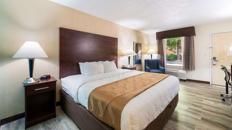Quality Inn & Suites Room