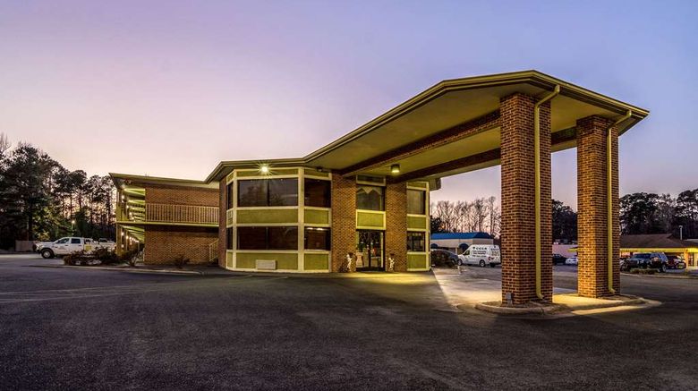 <b>Econo Lodge Whiteville Exterior</b>. Images powered by <a href="https://iceportal.shijigroup.com/" title="IcePortal" target="_blank">IcePortal</a>.