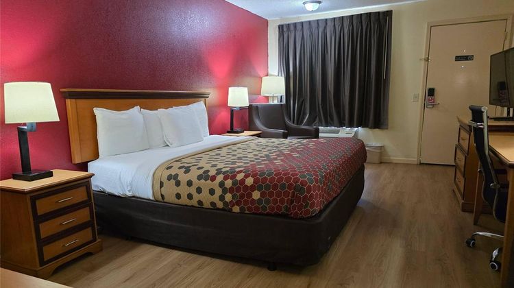 Econo Lodge Whiteville Room