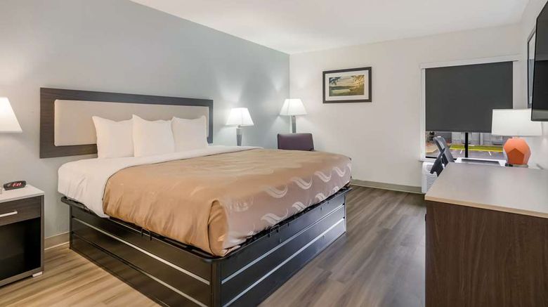 <b>Quality Inn Jacksonville Room</b>. Images powered by <a href="https://iceportal.shijigroup.com/" title="IcePortal" target="_blank">IcePortal</a>.