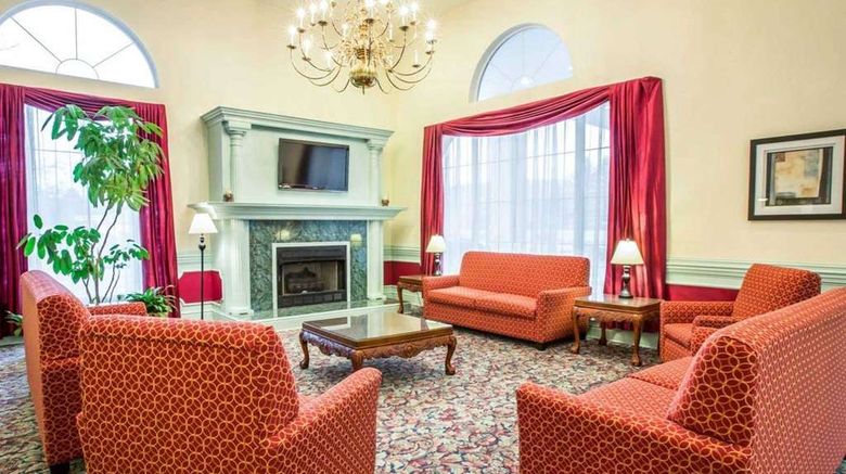 <b>Quality Inn Andrews Lobby</b>. Images powered by <a href="https://iceportal.shijigroup.com/" title="IcePortal" target="_blank">IcePortal</a>.