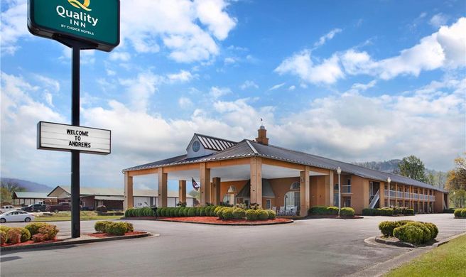 Quality Inn Andrews Exterior