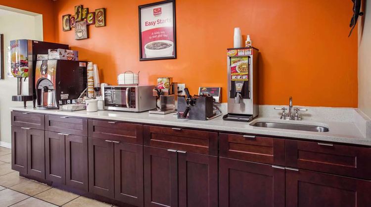 Econo Lodge Waynesville Restaurant