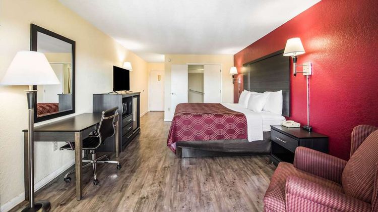 Econo Lodge Waynesville Room