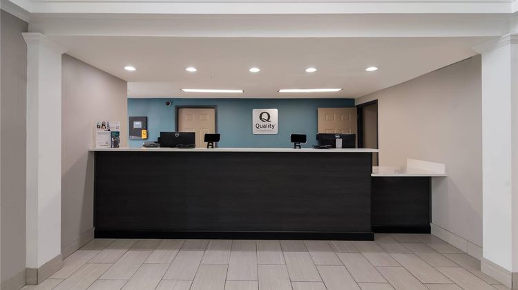 Quality Inn Goldsboro Lobby