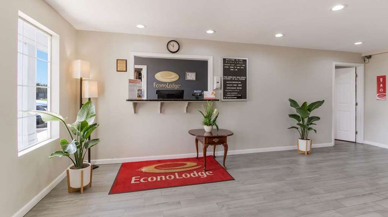 <b>Econo Lodge Greenville Lobby</b>. Images powered by <a href="https://iceportal.shijigroup.com/" title="IcePortal" target="_blank">IcePortal</a>.