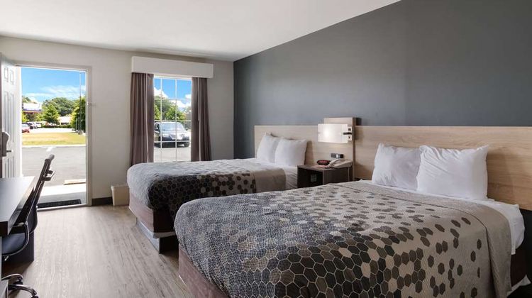 Econo Lodge Greenville Room