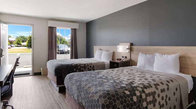<b>Econo Lodge Greenville Room</b>. Images powered by <a href="https://iceportal.shijigroup.com/" title="IcePortal" target="_blank">IcePortal</a>.
